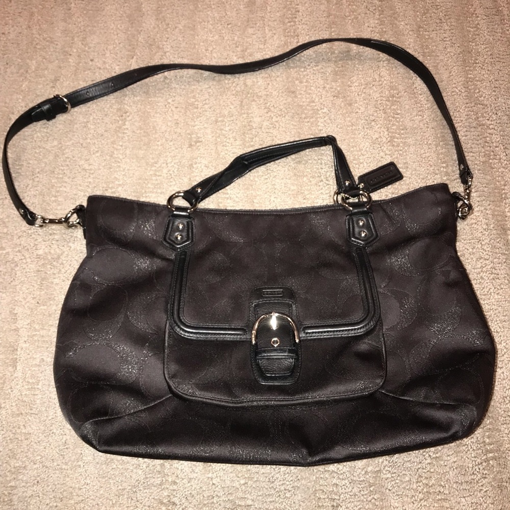 Large Coach Campbell Izzy Signature Purse